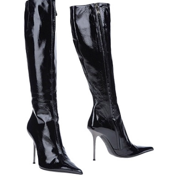 Meet your Posher, Becky! - Picture 1 of 1